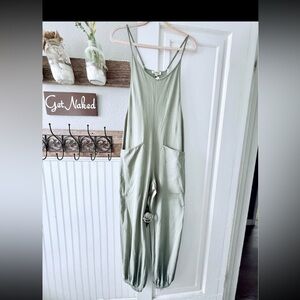 Stylish Women's Jumpsuit in Sage Green